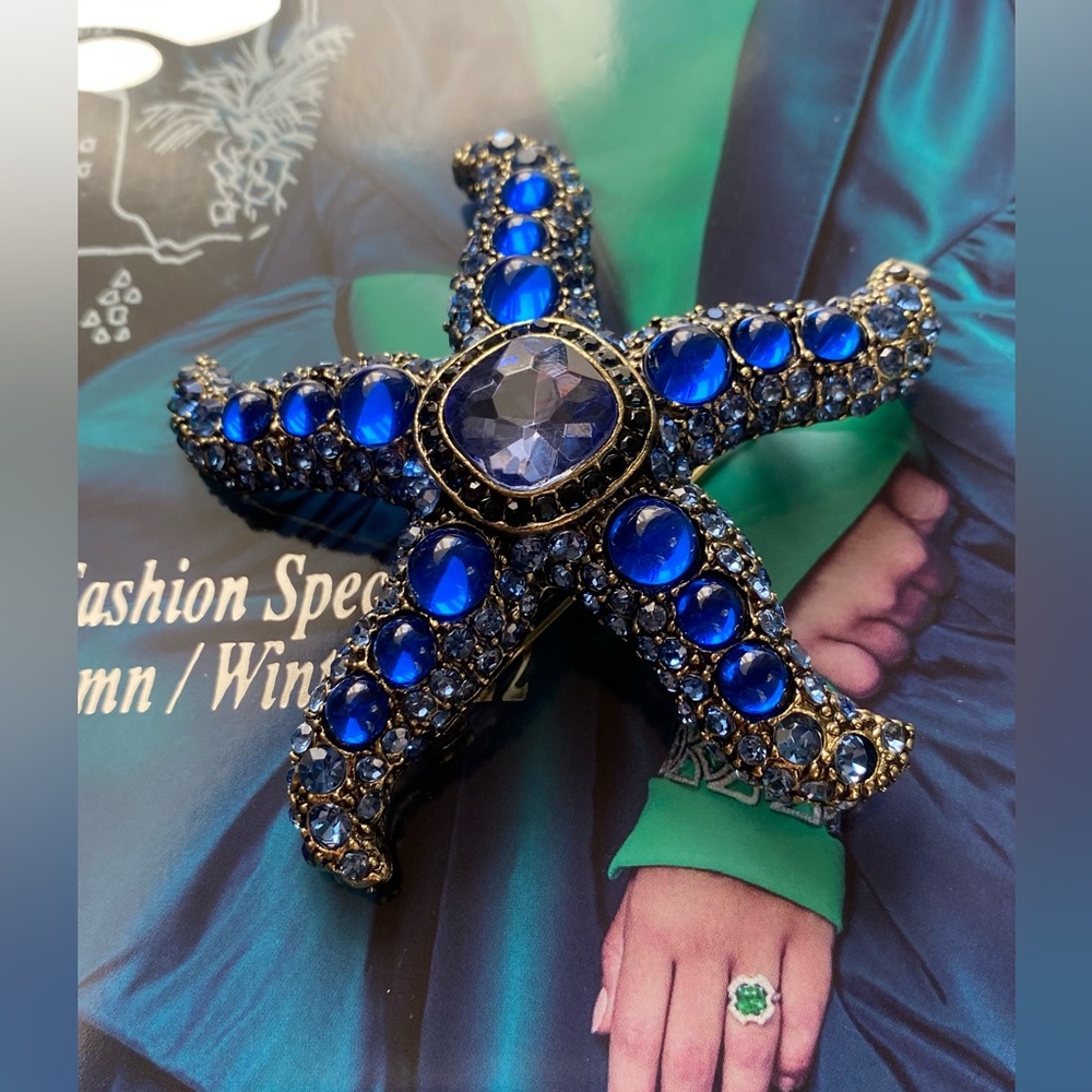Runway style luxurious and Stunning Starfish Brooch